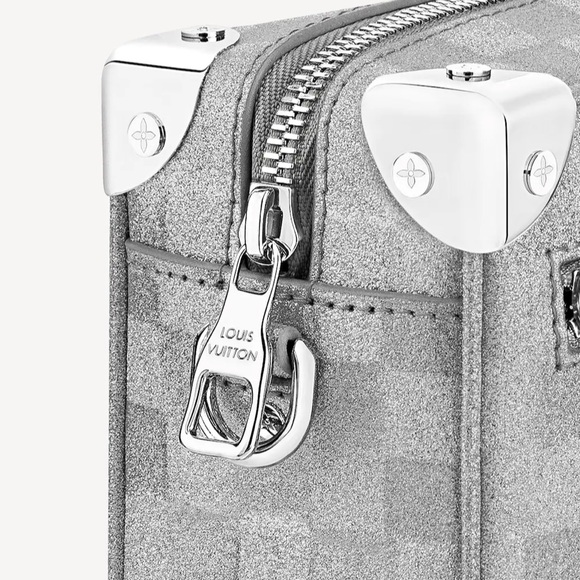 LOUIS VUITTON Mini Soft Trunk - Picture 15 of 17